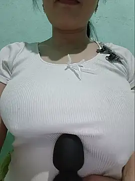 Shine_Mai webcam