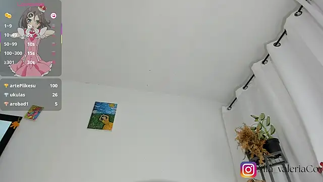 Mia-Valeria- webcam