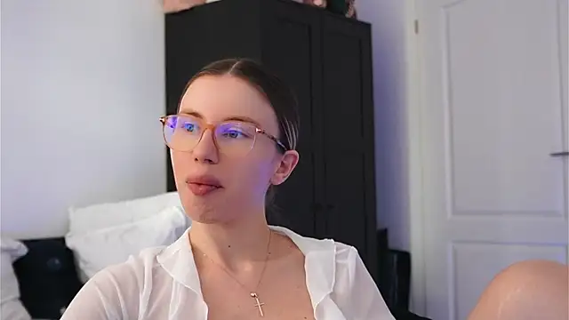 ivyleague_ webcam