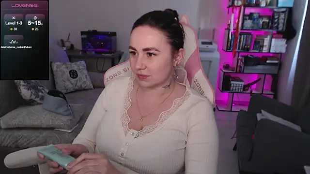 SexyWitch_666 webcam