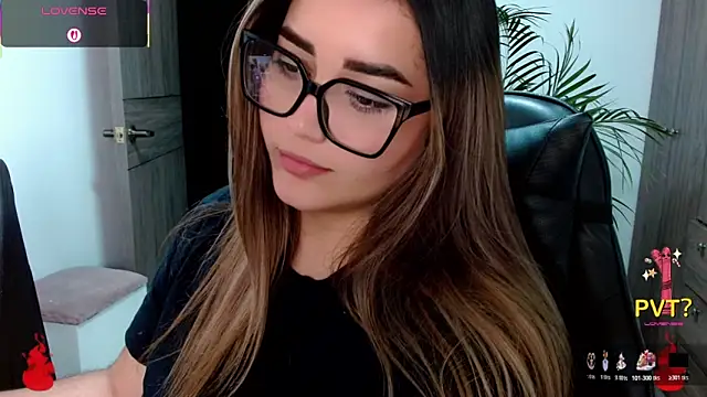 Lucia_star__ webcam