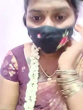 CuteDevilAnu webcam