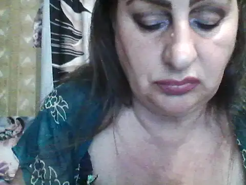 LoaqLovew webcam