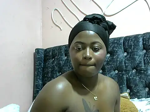 Ms_bunny88 webcam