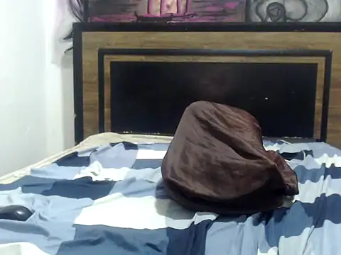 AlbertBigCock webcam