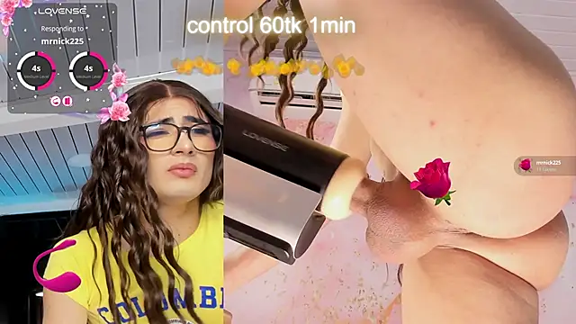 JESSI_NAOMI webcam