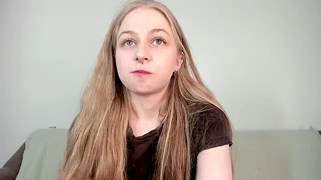 MiaMews webcam