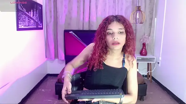 luisa__torres webcam