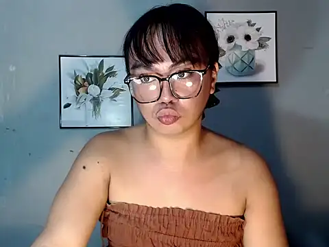 Asianblk_barbiedoll webcam