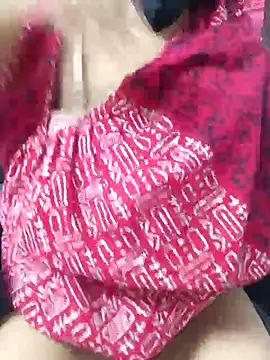 BongQueen9 webcam