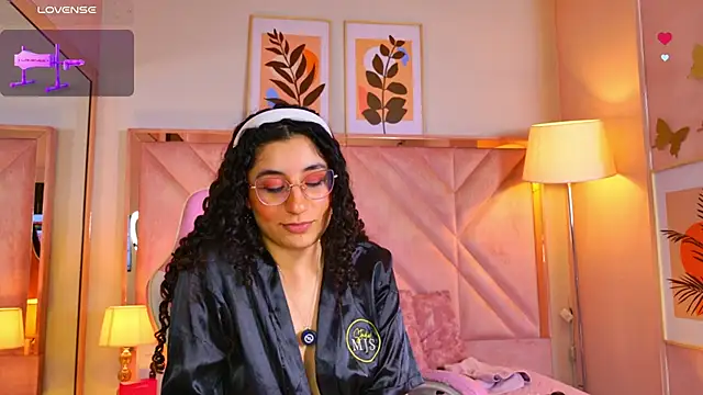 DemiJones_ webcam