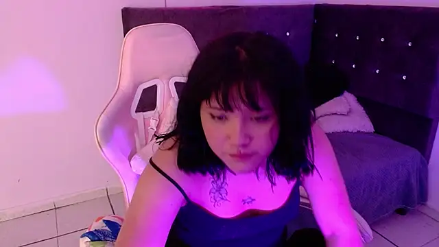 Violetpaige1 webcam