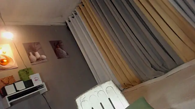 Lexi_ThunderFuck webcam