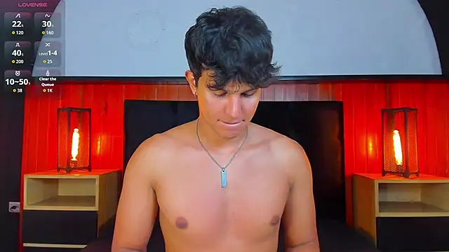 Leo_Savage_ webcam