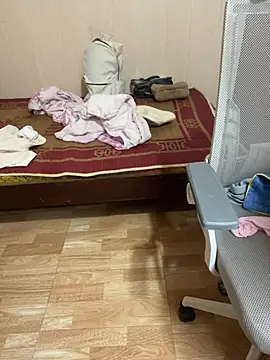 Mina048 webcam