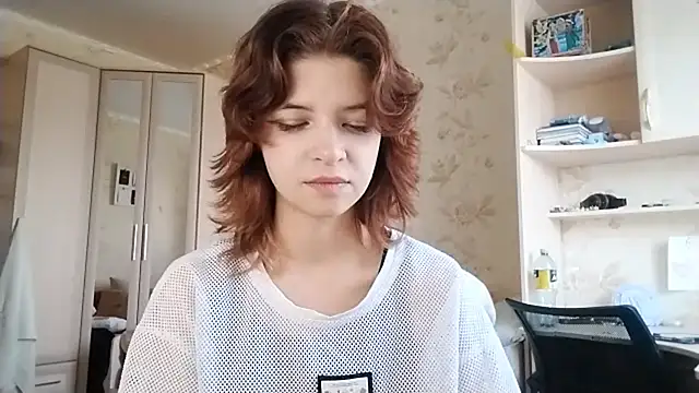 LowkeyIndigo webcam