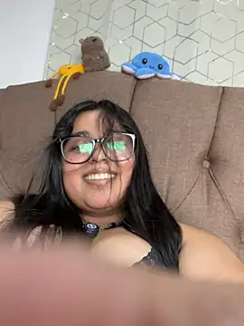 virginbrunette99 - Virginbrunette99's free webcam - UK Sex Cams