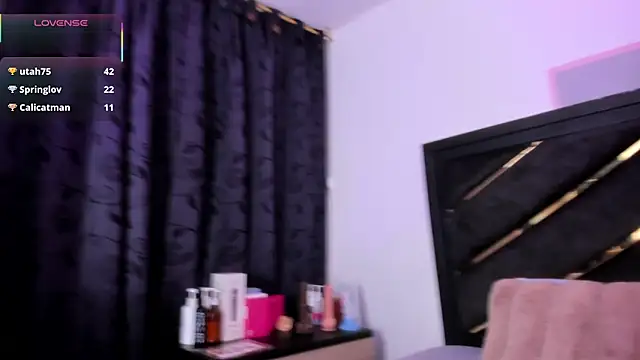 april_jones05 webcam