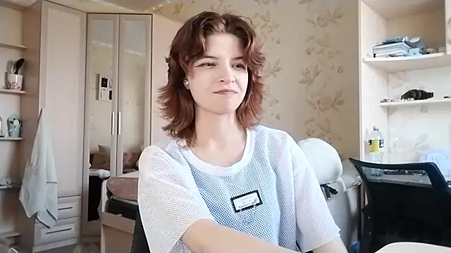 LowkeyIndigo webcam