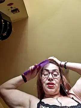 Love_Tina_Forever webcam