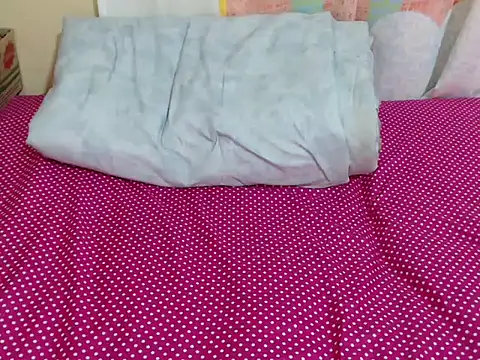 zeina_gen webcam