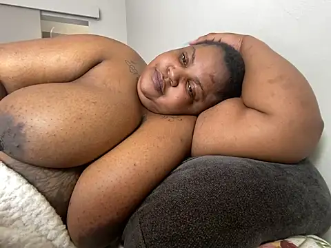 MissLola27