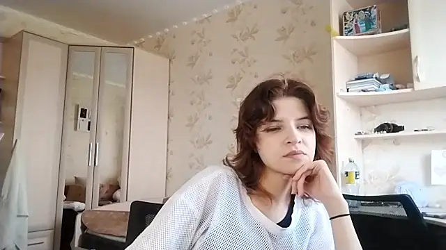lowkeyindigo - LowkeyIndigo's free webcam