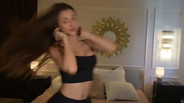 Luna_secretgirl webcam