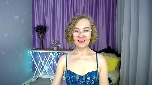 queen_a_n_i webcam