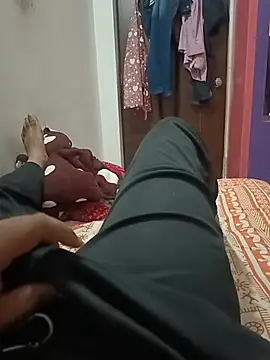 Desi_Lodo_Gujju_Boy webcam