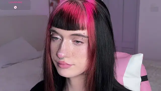 Erodia73 - Couple webcam sex chat