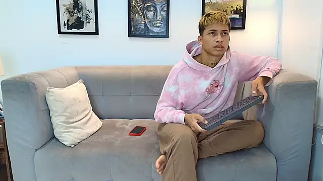 GOLD_BOYS webcam