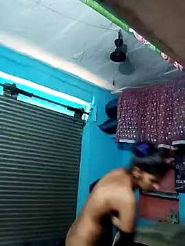 Raveena0990 webcam