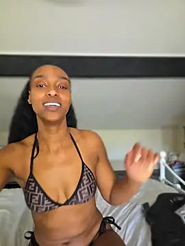 Hazel_Dollxx webcam
