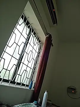 NakedMILFx webcam