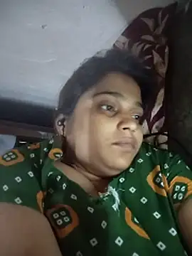 Trisha_71 webcam