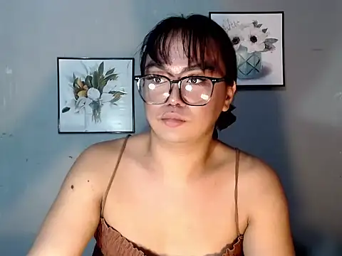 Asianblk_barbiedoll webcam