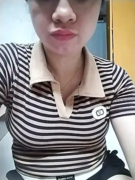 Girl_lovebaby webcam