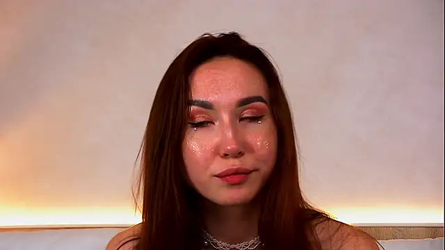 EmilyGray__ webcam