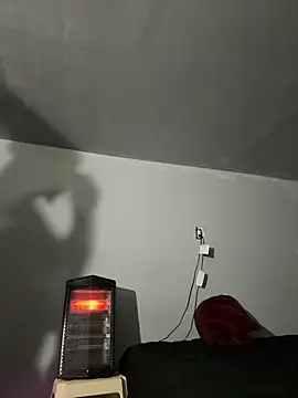 MIGHTYDEMONXXX webcam