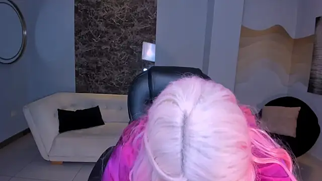 SarahYates webcam