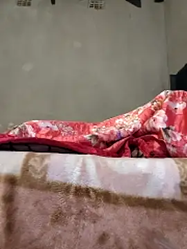 RETURNOFTPNUTS webcam