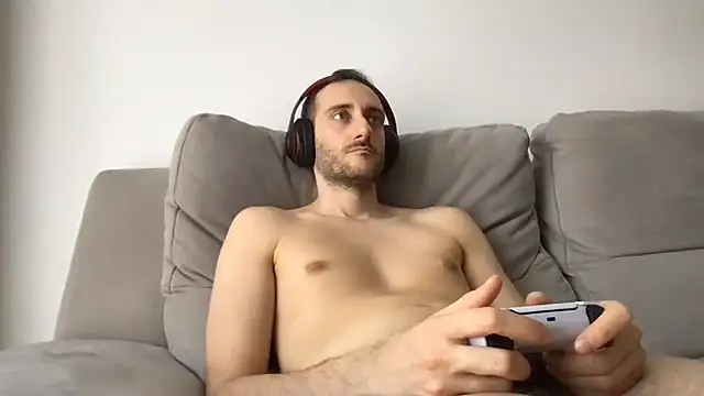 LukaShyGuy webcam