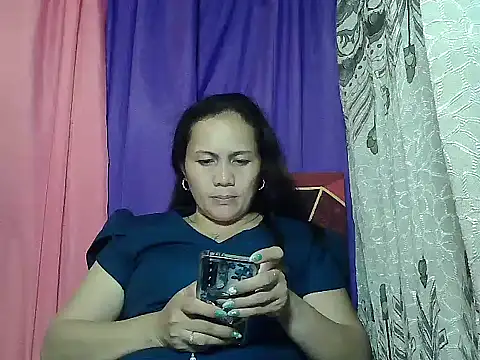 prettymomma24xx webcam