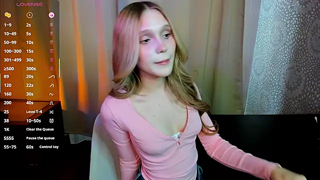 AdelineCrash webcam