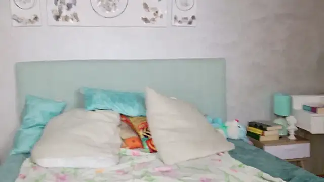 SandraFlameX webcam