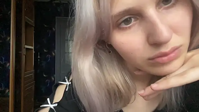 Nelly_Gilbert webcam