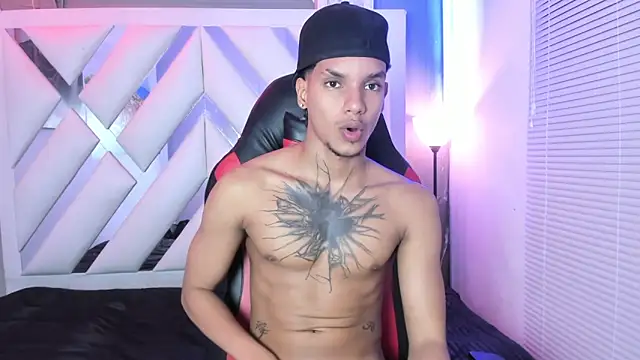 kai_storm77 webcam