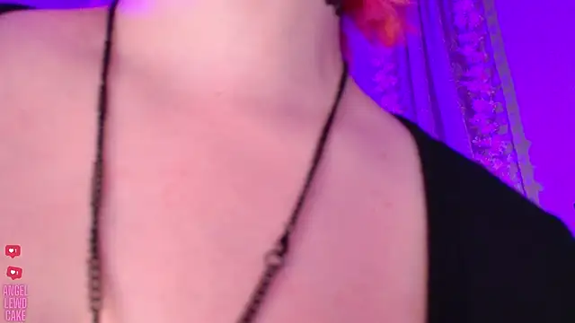 Angel-Lewd-Cake webcam
