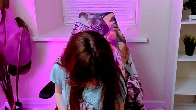 CarolGiggly webcam